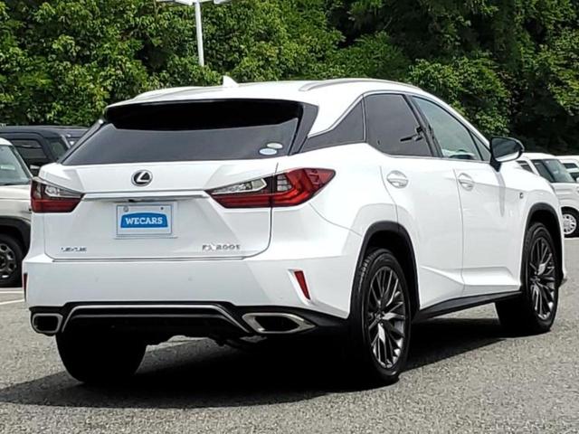 ＲＸ ＲＸ２００ｔ　Ｆスポーツ　純正　ＳＤナビ／プリクラッシュセーフティ／シートヒーター　前席／パノラミックビューモニター／シート　合皮／電動バックドア／ドライブレコーダー　社外／ヘッドランプ　ＬＥＤ／Ｂｌｕｅｔｏｏｔｈ接続　ＥＴＣ（3枚目）
