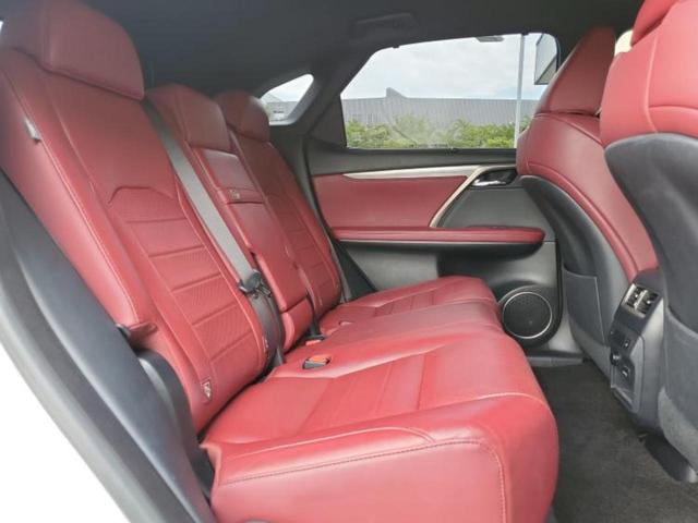 ＲＸ ＲＸ２００ｔ　Ｆスポーツ　純正　ＳＤナビ／プリクラッシュセーフティ／シートヒーター　前席／パノラミックビューモニター／シート　合皮／電動バックドア／ドライブレコーダー　社外／ヘッドランプ　ＬＥＤ／Ｂｌｕｅｔｏｏｔｈ接続　ＥＴＣ（5枚目）