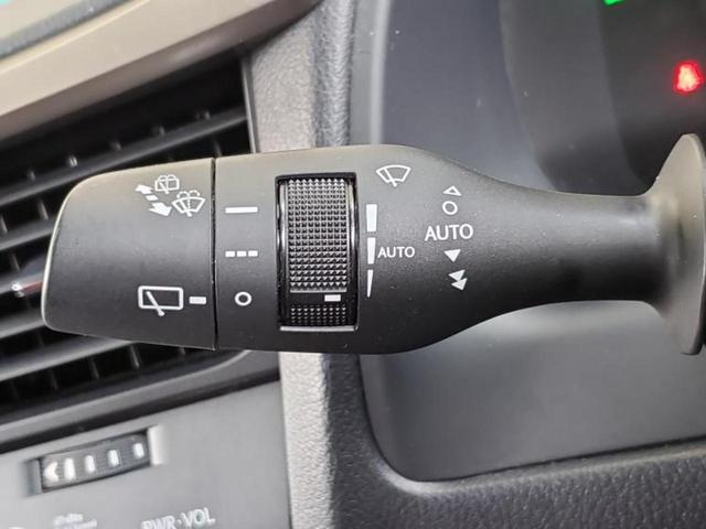 ＲＸ ＲＸ２００ｔ　Ｆスポーツ　純正　ＳＤナビ／プリクラッシュセーフティ／シートヒーター　前席／パノラミックビューモニター／シート　合皮／電動バックドア／ドライブレコーダー　社外／ヘッドランプ　ＬＥＤ／Ｂｌｕｅｔｏｏｔｈ接続　ＥＴＣ（17枚目）