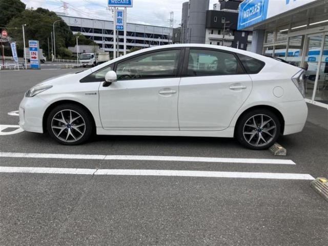 プリウス Ｓ　純正　ＳＤナビ／ドライブレコーダー　社外／ヘッドランプ　ＨＩＤ／Ｂｌｕｅｔｏｏｔｈ接続／ＥＴＣ／ＥＢＤ付ＡＢＳ／横滑り防止装置／アイドリングストップ／バックモニター／ワンセグＴＶ　バックカメラ（2枚目）