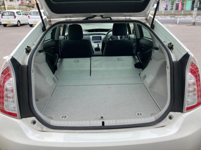 プリウス Ｓ　純正　ＳＤナビ／ドライブレコーダー　社外／ヘッドランプ　ＨＩＤ／Ｂｌｕｅｔｏｏｔｈ接続／ＥＴＣ／ＥＢＤ付ＡＢＳ／横滑り防止装置／アイドリングストップ／バックモニター／ワンセグＴＶ　バックカメラ（8枚目）