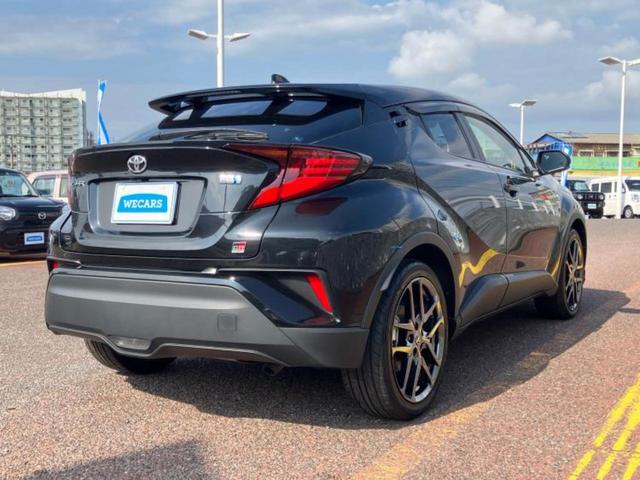 Ｃ－ＨＲ Ｓ　ＧＲスポーツ　新品タイヤ／保証書／ディスプレイオーディオ＋ナビ８インチ／トヨタセーフティセンス／パノラミックビューモニター／車線逸脱防止支援システム／シート　ハーフレザー／ヘッドランプ　ＬＥＤ　衝突被害軽減システム（3枚目）
