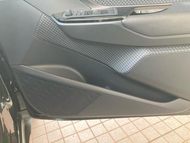 Ｃ－ＨＲ Ｓ　ＧＲスポーツ　新品タイヤ／保証書／ディスプレイオーディオ＋ナビ８インチ／トヨタセーフティセンス／パノラミックビューモニター／車線逸脱防止支援システム／シート　ハーフレザー／ヘッドランプ　ＬＥＤ　衝突被害軽減システム（42枚目）