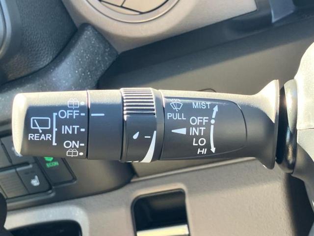 Ｎ－ＢＯＸジョイ ヒョウジュン２トーン　保証書／純正　８インチ　ナビ／ホンダセンシング／電動スライドドア／シートヒーター　前席／車線逸脱防止支援システム／登録済未使用車／ヘッドランプ　ＬＥＤ／Ｂｌｕｅｔｏｏｔｈ接続／ＥＢＤ付ＡＢＳ　禁煙車（17枚目）
