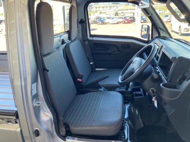 ハイゼットトラック ４ＷＤハイルーフＳＡ３ｔ　スマートアシスト（トヨタ・ダイハツ）／車線逸脱防止支援システム／ヘッドランプ　ＬＥＤ／ＥＢＤ付ＡＢＳ／横滑り防止装置／エアバッグ　運転席／パワーステアリング／オートライト／マニュアルエアコン　４ＷＤ（4枚目）