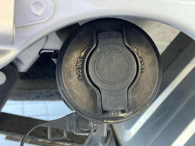 ハイゼットトラック ４ＷＤハイルーフＳＡ３ｔ　スマートアシスト（トヨタ・ダイハツ）／車線逸脱防止支援システム／ヘッドランプ　ＬＥＤ／ＥＢＤ付ＡＢＳ／横滑り防止装置／エアバッグ　運転席／パワーステアリング／オートライト／マニュアルエアコン　４ＷＤ（36枚目）