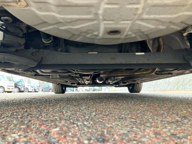 ノート Ｘ　新品タイヤ／保証書／純正　ＳＤナビ／ＥＢＤ付ＡＢＳ／アイドリングストップ／バックモニター／フルセグＴＶ／エアバッグ　運転席／エアバッグ　助手席／アルミホイール　社外　１４インチ／パワーウインドウ（47枚目）