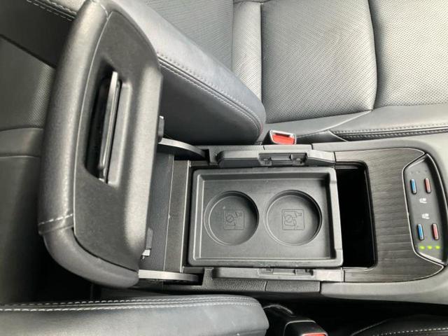 ハリアーハイブリッド Ｚレザーパッケージ　新品タイヤ／ＪＢＬ／保証書／ディスプレイオーディオ＋ナビ１１インチ／デジタルインナーミラー／トヨタセーフティセンス／シートヒーター　前席／パノラミックビューモニター／車線逸脱防止支援システム（34枚目）