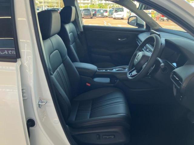 ZR-V eHEV Z 保証書/ディスプレイオーディオ9インチ/ホンダセンシング/シートヒーター 前席/マルチビューカメラシステム/車線逸脱防止支援システム/シート フルレザー 革シート 衝突被害軽減システム 電動シート(4枚目)