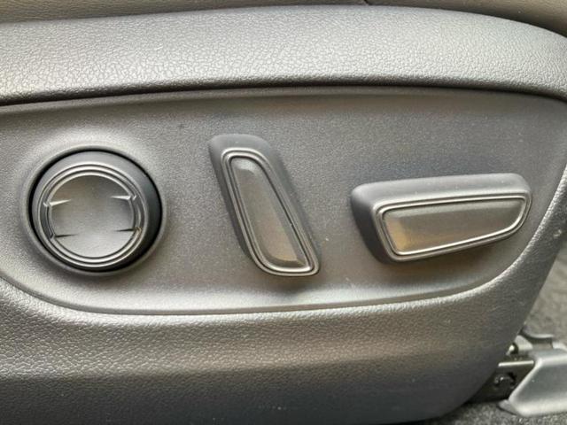 ＲＡＶ４ ４ＷＤアドベンチャー　サンルーフ／保証書／純正　９インチ　ＳＤナビ／衝突安全装置／シートヒーター　前席／車線逸脱防止支援システム／シート　合皮／ヘッドランプ　ＬＥＤ／ＥＴＣ２．０／ＥＢＤ付ＡＢＳ／横滑り防止装置　４ＷＤ（45枚目）