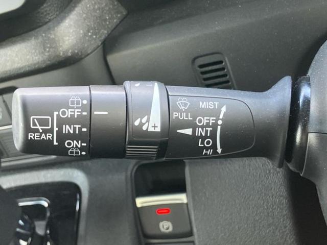 Ｎ－ＢＯＸカスタム ヒョウジュン　新品タイヤ／保証書／純正　９インチ　メモリーナビ／ホンダセンシング／電動スライドドア／シートヒーター　前席／車線逸脱防止支援システム／パーキングアシスト　バックガイド　衝突被害軽減システム　ＤＶＤ再生（17枚目）