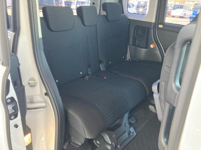 ルーミー カスタムＧ　保証書／ディスプレイオーディオ９インチ／トヨタセーフティセンス／両側電動スライドドア／シートヒーター　前席／パノラミックビューモニター／ドライブレコーダー　前後／ヘッドランプ　ＬＥＤ　全周囲カメラ（5枚目）