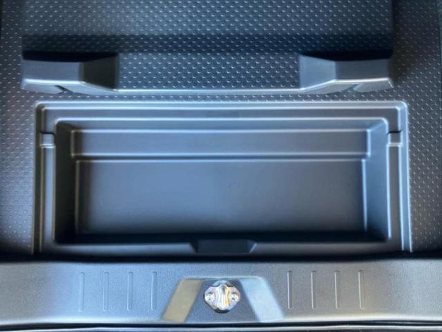 ルーミー カスタムＧ　保証書／ディスプレイオーディオ９インチ／トヨタセーフティセンス／両側電動スライドドア／シートヒーター　前席／パノラミックビューモニター／ドライブレコーダー　前後／ヘッドランプ　ＬＥＤ　全周囲カメラ（25枚目）