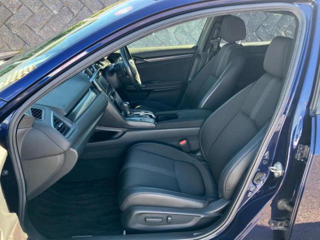 シビック ヒョウジュン 保証書/純正 SDナビ/衝突安全装置/シートヒーター/車線逸脱防止支援システム/ヘッドランプ LED/Bluetooth接続/ETC/EBD付ABS/横滑り防止装置/アイドリングストップ バックカメラ(6枚目)