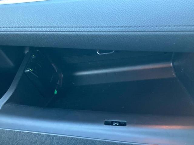 シビック ヒョウジュン 保証書/純正 SDナビ/衝突安全装置/シートヒーター/車線逸脱防止支援システム/ヘッドランプ LED/Bluetooth接続/ETC/EBD付ABS/横滑り防止装置/アイドリングストップ バックカメラ(35枚目)