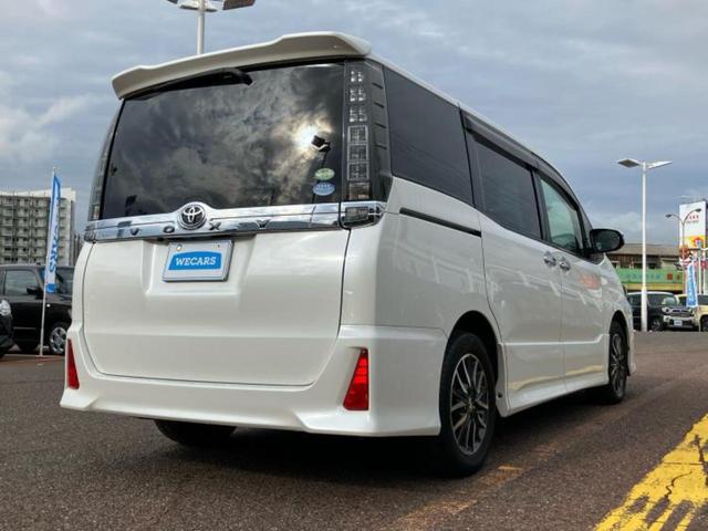 ヴォクシー ZSキラメキ2 新品タイヤ/社外 9インチ SDナビ/フリップダウンモニター 社外 10.1インチ/衝突安全装置/両側電動スライドドア/車線逸脱防止支援システム/ヘッドランプ LED/ETC/EBD付ABS(3枚目)