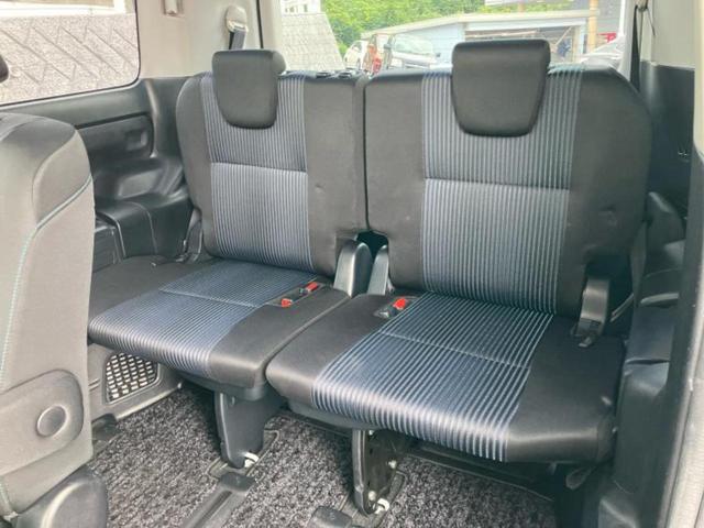 ヴォクシー ZSキラメキ2 新品タイヤ/社外 9インチ SDナビ/フリップダウンモニター 社外 10.1インチ/衝突安全装置/両側電動スライドドア/車線逸脱防止支援システム/ヘッドランプ LED/ETC/EBD付ABS(19枚目)