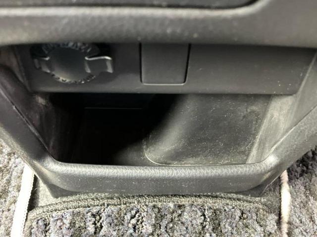 ヴォクシー ZSキラメキ2 新品タイヤ/社外 9インチ SDナビ/フリップダウンモニター 社外 10.1インチ/衝突安全装置/両側電動スライドドア/車線逸脱防止支援システム/ヘッドランプ LED/ETC/EBD付ABS(36枚目)