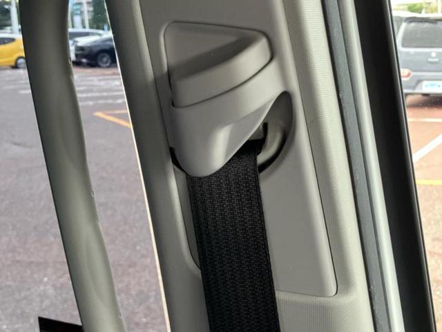 ヴォクシー ZSキラメキ2 新品タイヤ/社外 9インチ SDナビ/フリップダウンモニター 社外 10.1インチ/衝突安全装置/両側電動スライドドア/車線逸脱防止支援システム/ヘッドランプ LED/ETC/EBD付ABS(46枚目)