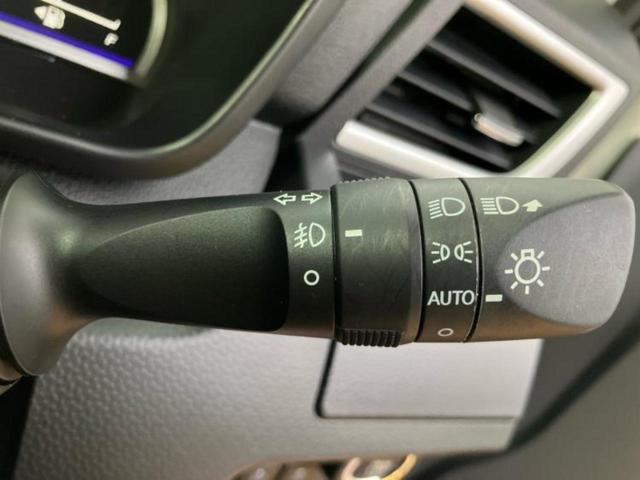 ルーミー カスタムG-T 純正エアロ/保証書/社外 9インチ SDナビ/衝突安全装置/両側電動スライドドア/車線逸脱防止支援システム/パーキングアシスト バックガイド/ドライブレコーダー 社外 衝突被害軽減システム フルエアロ(17枚目)