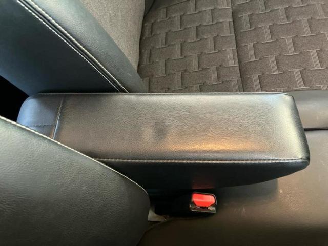 デリカミニ 4WD Tプレミアム 新品タイヤ/保証書/純正 9インチ SDナビ/デジタルインナーミラー/イーアシスト(ミツビシ)/両側電動スライドドア/シートヒーター 前席/マルチアラウンドモニター/車線逸脱防止支援システム 4WD(33枚目)