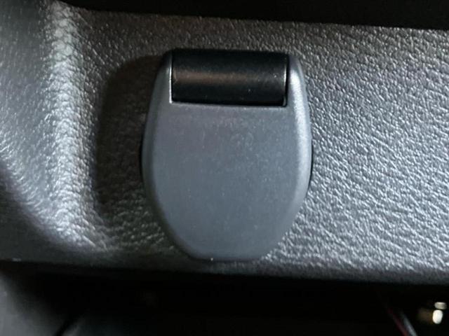 デリカミニ 4WD Tプレミアム 新品タイヤ/保証書/純正 9インチ SDナビ/デジタルインナーミラー/イーアシスト(ミツビシ)/両側電動スライドドア/シートヒーター 前席/マルチアラウンドモニター/車線逸脱防止支援システム 4WD(40枚目)