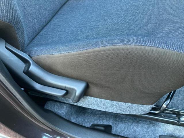キャロル ＧＬ　保証書／衝突安全装置／シートヒーター　運転席／車線逸脱防止支援システム／ＥＢＤ付ＡＢＳ／横滑り防止装置／アイドリングストップ／禁煙車／エアバッグ　運転席／エアバッグ　助手席／衝突安全ボディ（43枚目）