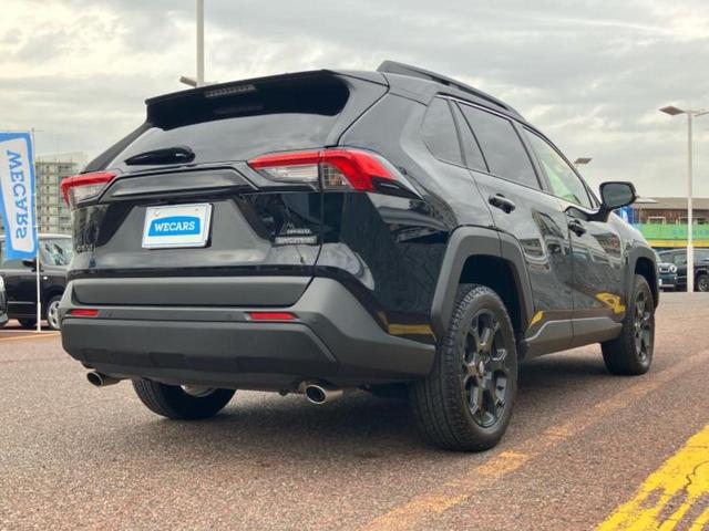 RAV4 4WDアドベンチャーオフロードパッケージ2 保証書/ディスプレイオーディオ+ナビ10インチ/デジタルインナーミラー/衝突安全装置/エアーシート 前席/車線逸脱防止支援システム/シート 合皮/パーキングアシスト バックガイド 衝突被害軽減システム(3枚目)