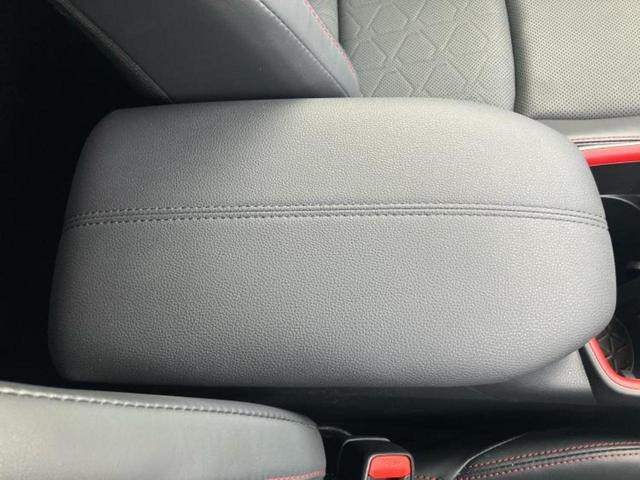 RAV4 4WDアドベンチャーオフロードパッケージ2 保証書/ディスプレイオーディオ+ナビ10インチ/デジタルインナーミラー/衝突安全装置/エアーシート 前席/車線逸脱防止支援システム/シート 合皮/パーキングアシスト バックガイド 衝突被害軽減システム(33枚目)