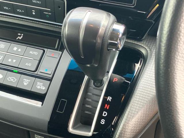 ステップワゴンスパーダ スパーダ・ホンダセンシング　保証書／純正　１０インチ　ＳＤナビ／衝突安全装置／両側電動スライドドア／車線逸脱防止支援システム／ドライブレコーダー　前後／ヘッドランプ　ＬＥＤ／ＵＳＢジャック／Ｂｌｕｅｔｏｏｔｈ接続／ＥＴＣ（18枚目）