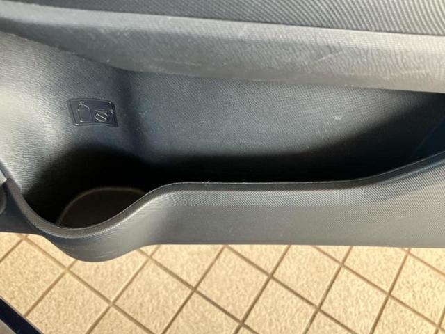 アクア Sスタイルブラック 保証書/純正 SDナビ/トヨタセーフティセンス/Bluetooth接続/ETC/EBD付ABS/横滑り防止装置/バックモニター/フルセグTV/エアバッグ 運転席/エアバッグ 助手席/パワーウインドウ(35枚目)