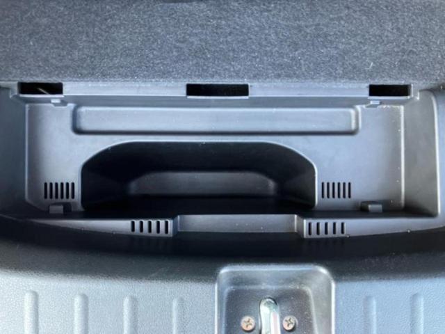 フィットハイブリッド ハイブリッド・スマートセレクション　保証書／純正　ＨＤＤナビ／Ｂｌｕｅｔｏｏｔｈ接続／ＥＴＣ／ＥＢＤ付ＡＢＳ／アイドリングストップ／バックモニター／ワンセグＴＶ／エアバッグ　運転席／エアバッグ　助手席／パワーウインドウ　バックカメラ（25枚目）