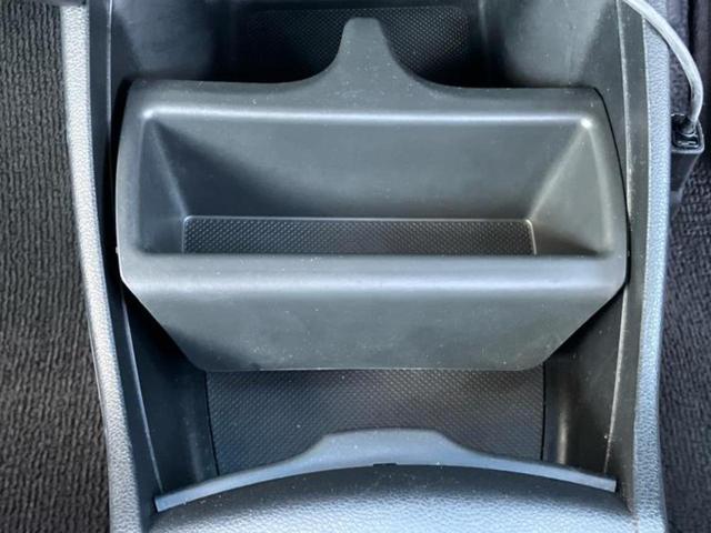 フィットハイブリッド ハイブリッド・スマートセレクション　保証書／純正　ＨＤＤナビ／Ｂｌｕｅｔｏｏｔｈ接続／ＥＴＣ／ＥＢＤ付ＡＢＳ／アイドリングストップ／バックモニター／ワンセグＴＶ／エアバッグ　運転席／エアバッグ　助手席／パワーウインドウ　バックカメラ（40枚目）