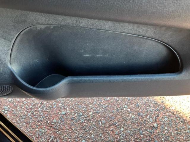 マーチ Ｘ　Ｖセレクション　保証書／純正　ＳＤナビ／ＥＴＣ／ＥＢＤ付ＡＢＳ／アイドリングストップ／バックモニター／フルセグＴＶ／エアバッグ　運転席／エアバッグ　助手席／パワーウインドウ／キーレスエントリー／パワーステアリング（34枚目）