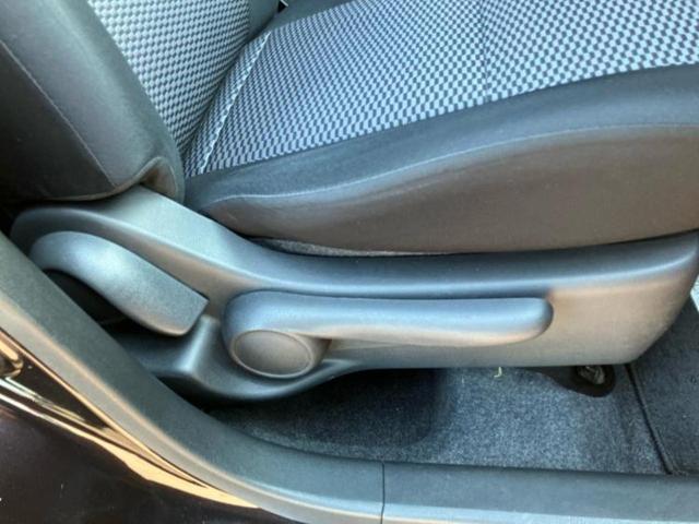 マーチ Ｘ　Ｖセレクション　保証書／純正　ＳＤナビ／ＥＴＣ／ＥＢＤ付ＡＢＳ／アイドリングストップ／バックモニター／フルセグＴＶ／エアバッグ　運転席／エアバッグ　助手席／パワーウインドウ／キーレスエントリー／パワーステアリング（45枚目）