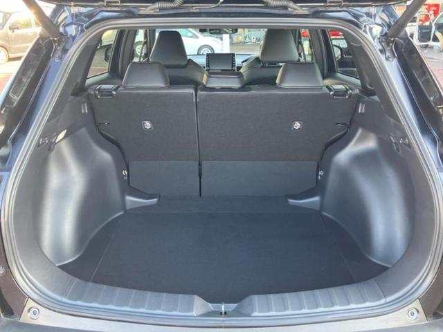 カローラクロス Z モデリスタエアロ/保証書/ディスプレイオーディオ9インチ/トヨタセーフティセンス/シートヒーター 前席/パノラミックビューモニター/車線逸脱防止支援システム/シート ハーフレザー/電動バックドア(8枚目)