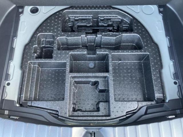 カローラクロス Z モデリスタエアロ/保証書/ディスプレイオーディオ9インチ/トヨタセーフティセンス/シートヒーター 前席/パノラミックビューモニター/車線逸脱防止支援システム/シート ハーフレザー/電動バックドア(25枚目)