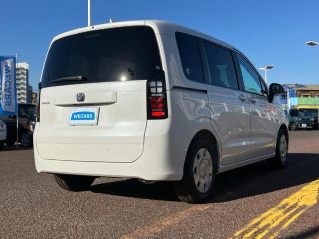 フリード AIR 保証書/純正 8インチ ナビ/ホンダセンシング/両側電動スライドドア/車線逸脱防止支援システム/登録済未使用車/ヘッドランプ LED/Bluetooth接続/EBD付ABS/バックモニター 禁煙車(3枚目)