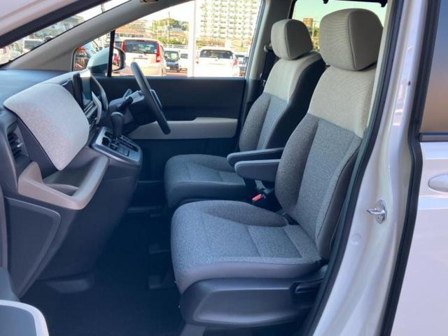 フリード AIR 保証書/純正 8インチ ナビ/ホンダセンシング/両側電動スライドドア/車線逸脱防止支援システム/登録済未使用車/ヘッドランプ LED/Bluetooth接続/EBD付ABS/バックモニター 禁煙車(7枚目)