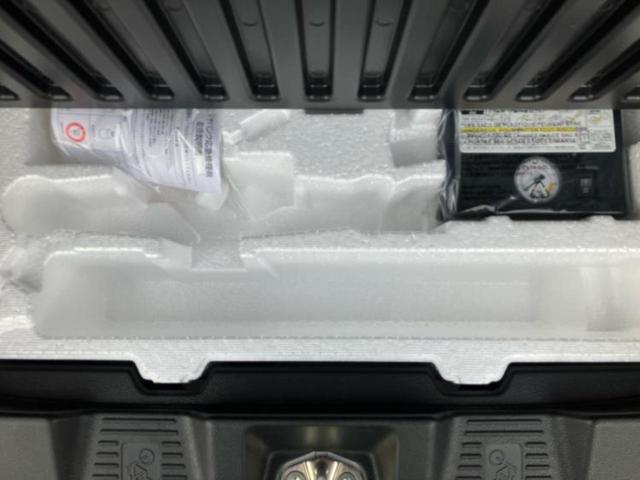 スペーシア ハイブリッドG 新品タイヤ/保証書/セーフティサポート(スズキ)/車線逸脱防止支援システム/ヘッドランプ LED/EBD付ABS/アイドリングストップ/禁煙車/エアバッグ 運転席/エアバッグ 助手席 レーンアシスト(25枚目)