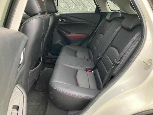 ＷＥＣＡＲＳでは各商談席に大型モニターをご用意しております！見やすい大画面でゆったりと全国の在庫をご覧いただけます！是非ご来店お待ちしております！