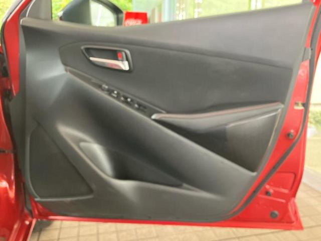 デミオ ４ＷＤ　ＸＤツーリング　新品タイヤ／純正　メモリーナビ／衝突安全装置／ヘッドランプ　ＨＩＤ／ＵＳＢジャック／Ｂｌｕｅｔｏｏｔｈ接続／ＥＢＤ付ＡＢＳ／横滑り防止装置／アイドリングストップ／バックモニター／フルセグＴＶ　４ＷＤ（20枚目）