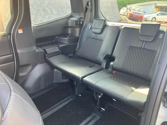 ノア ハイブリッドＳ－Ｚ　純正エアロ／保証書／ディスプレイオーディオ＋ナビ１０．５インチ／フリップダウンモニター　純正　１４インチ／トヨタセーフティセンス／両側電動スライドドア／シートヒーター　前席　衝突被害軽減システム（19枚目）