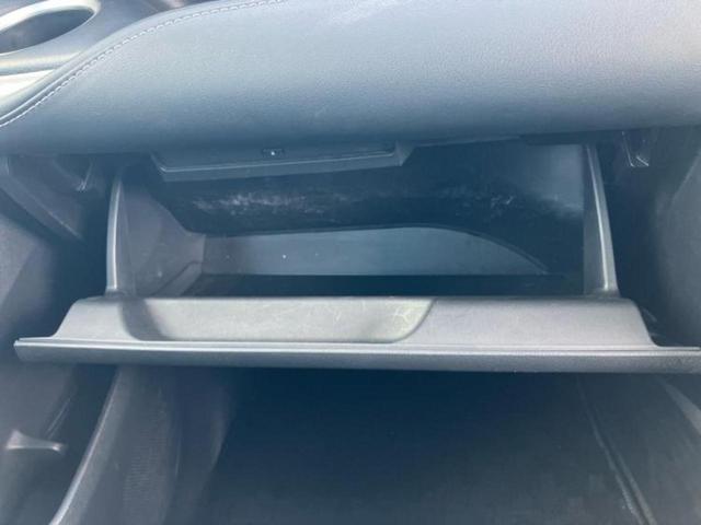 ノア ハイブリッドＳ－Ｚ　純正エアロ／保証書／ディスプレイオーディオ＋ナビ１０．５インチ／フリップダウンモニター　純正　１４インチ／トヨタセーフティセンス／両側電動スライドドア／シートヒーター　前席　衝突被害軽減システム（39枚目）