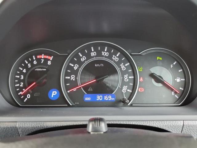 ヴォクシー ＺＳキラメキ３　純正　９インチ　ＳＤナビ／トヨタセーフティセンス／両側電動スライドドア／車線逸脱防止支援システム／シート　ハーフレザー／ヘッドランプ　ＬＥＤ／Ｂｌｕｅｔｏｏｔｈ接続／ＥＴＣ／ＥＢＤ付ＡＢＳ　ＤＶＤ再生（14枚目）