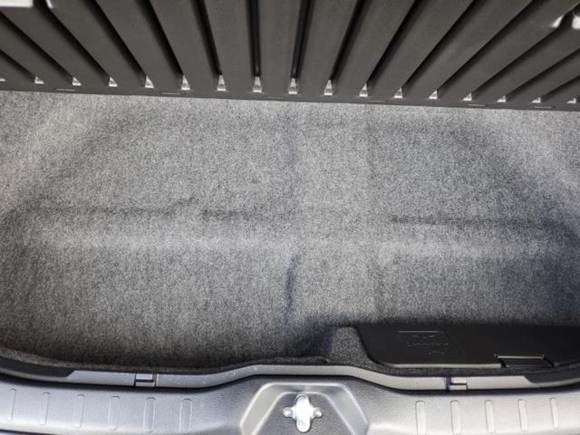 ヴォクシー ＺＳキラメキ３　純正　９インチ　ＳＤナビ／トヨタセーフティセンス／両側電動スライドドア／車線逸脱防止支援システム／シート　ハーフレザー／ヘッドランプ　ＬＥＤ／Ｂｌｕｅｔｏｏｔｈ接続／ＥＴＣ／ＥＢＤ付ＡＢＳ　ＤＶＤ再生（26枚目）