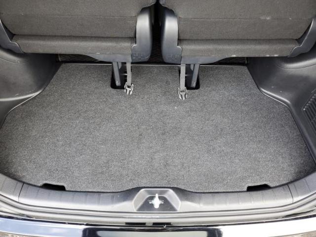 ヴォクシー ＺＳキラメキ３　純正　９インチ　ＳＤナビ／トヨタセーフティセンス／両側電動スライドドア／車線逸脱防止支援システム／シート　ハーフレザー／ヘッドランプ　ＬＥＤ／Ｂｌｕｅｔｏｏｔｈ接続／ＥＴＣ／ＥＢＤ付ＡＢＳ　ＤＶＤ再生（28枚目）