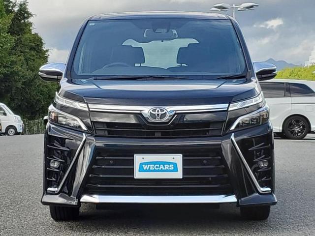 ヴォクシー ＺＳキラメキ３　純正　９インチ　ＳＤナビ／トヨタセーフティセンス／両側電動スライドドア／車線逸脱防止支援システム／シート　ハーフレザー／ヘッドランプ　ＬＥＤ／Ｂｌｕｅｔｏｏｔｈ接続／ＥＴＣ／ＥＢＤ付ＡＢＳ　ＤＶＤ再生（50枚目）