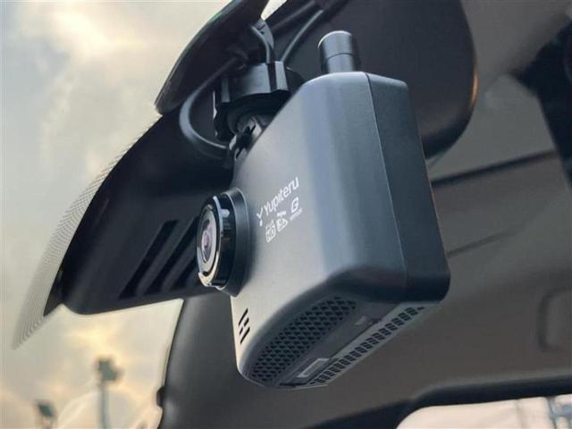 デリカミニ ４ＷＤ　Ｔプレミアム　保証書／社外　９インチ　ＳＤナビ／デジタルインナーミラー／イーアシスト（ミツビシ）／両側電動スライドドア／シートヒーター　前席／全方位モニター／車線逸脱防止支援システム／シート　ハーフレザー　４ＷＤ（12枚目）