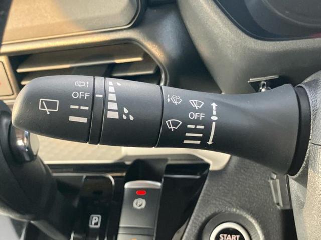 デリカミニ ４ＷＤ　Ｔプレミアム　保証書／社外　９インチ　ＳＤナビ／デジタルインナーミラー／イーアシスト（ミツビシ）／両側電動スライドドア／シートヒーター　前席／全方位モニター／車線逸脱防止支援システム／シート　ハーフレザー　４ＷＤ（17枚目）